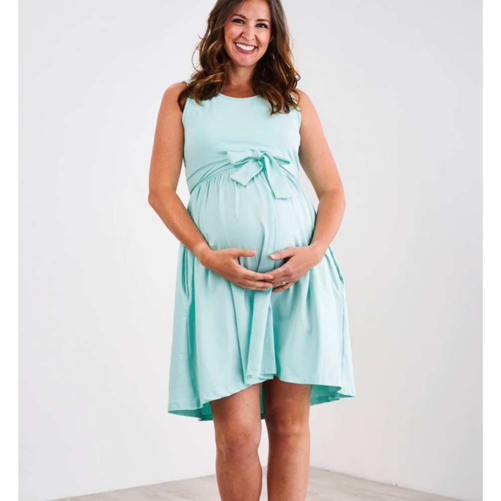 Latched Mama Sunkissed nursing dress, Powdered Sky